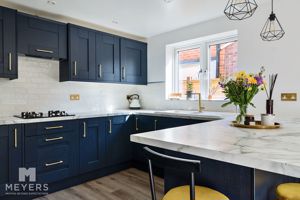 Kitchen- click for photo gallery